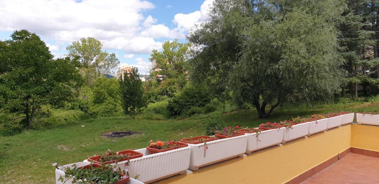 Villa Center Appartamenti Nel Verde In Citta Campobasso Kültér fotó