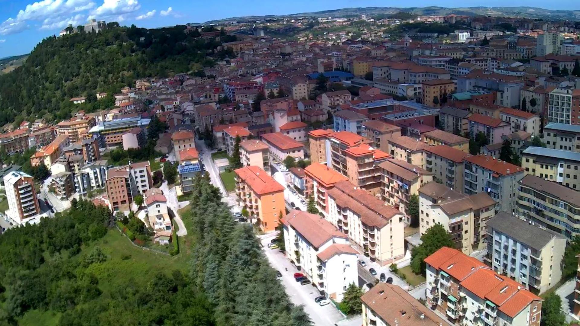 Villa Center Appartamenti Nel Verde In Citta Campobasso Kültér fotó